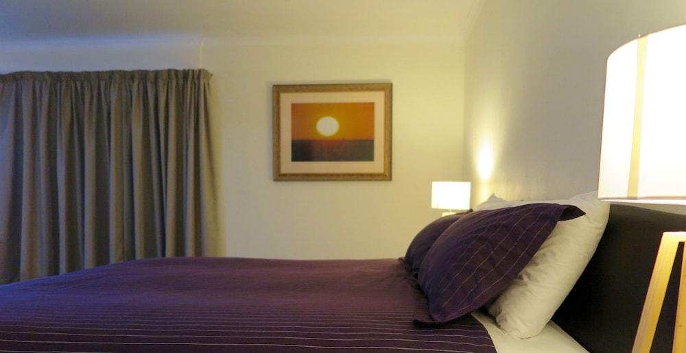 Summerhill Motor Inn (Adults Only) Меримбула Екстер'єр фото