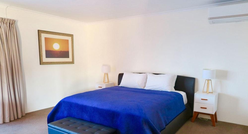 Summerhill Motor Inn (Adults Only) Меримбула Екстер'єр фото