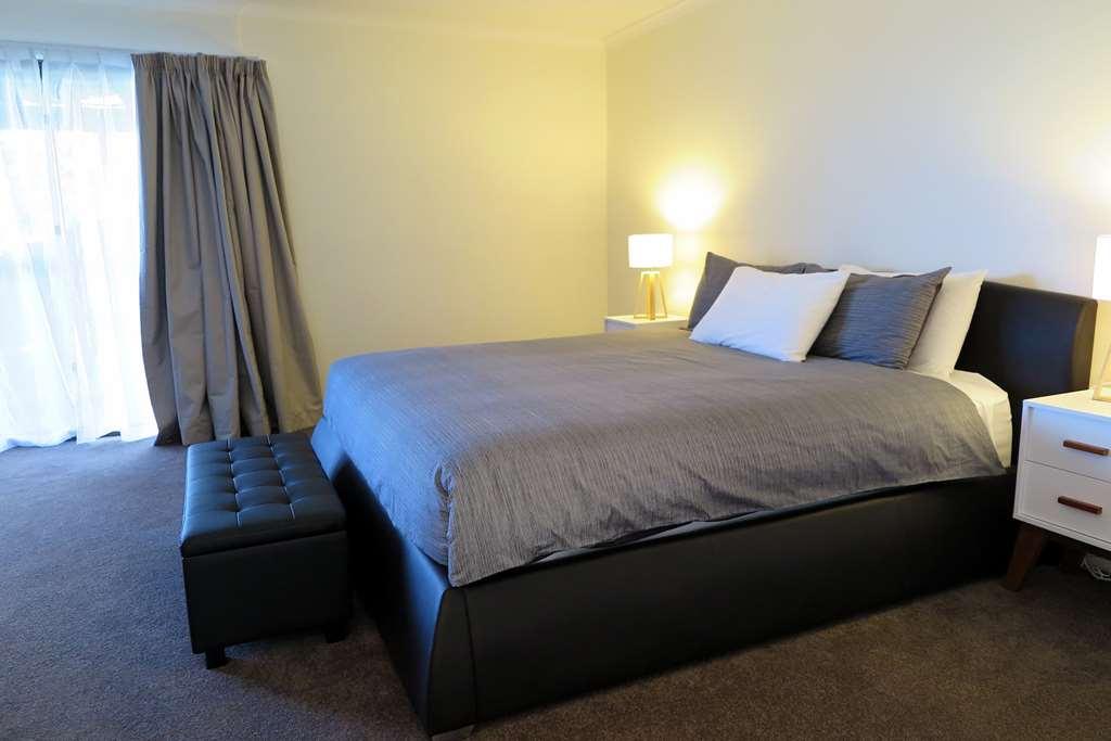 Summerhill Motor Inn (Adults Only) Меримбула Номер фото